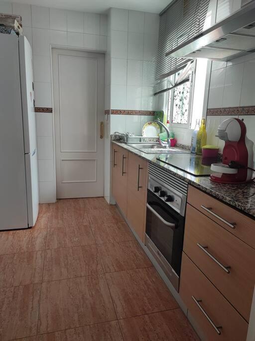 Apartamento A Pie De Playa Con Parking Privado Rota Bagian luar foto
